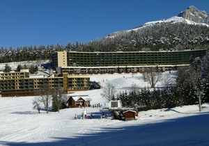 Newly renovated T2, sleeps 5 + cot, at the foot of the slopes WIFI