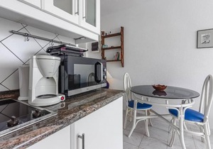 Ocean View Playa La Arena Apartment with pool and balcony.