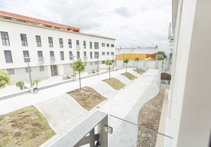 Renovated & Beautiful Apartment in Triana with Parking