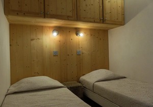 Residence Hollow Bear A (red) - 2 room flat for 4 people
