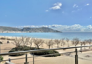RHO. Wonderful views in front of the sea