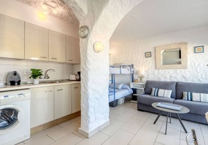 Roses Holiday Center by Interhome