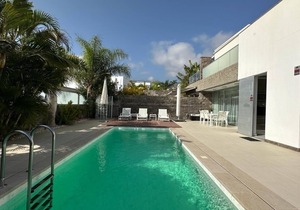 ROYAL VILLA