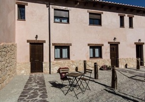 Rural apartment La Senda del Cabrerizo for 8 people
