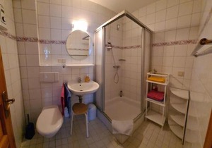 Schickebude-Steinhude-2-400m-zum-naechsten-oeffentlichen-Wasserzugang-5-Minuten-zur-Badeinsel-ruhige-Lage-mit-schoenem-Aussenbereich