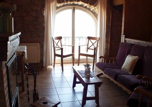 Self catering Poble Rural Puigarnau-Pubilló for 6 people