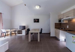Semi-detached home in the hinterlands of Languedoc