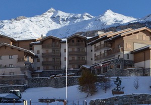Spacious 6-Person Apartment at the Foot of the Slopes in Val Cenis