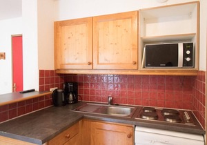 Spacious Apartment at the Foot of the Slopes with Terrace and Free WiFi