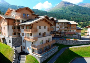 Spacious apartment for 6 at the foot of the slopes with PARKING and WIFI
