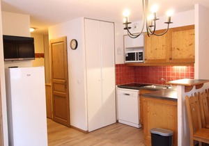 Spacious Apartment at the Foot of the Slopes with Balcony