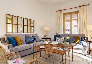 Spacious Apartment with Alcazaba views. Zegri