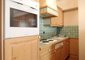 Spacious apartment 5 ppl with balcony and wifi in Lanslebourg