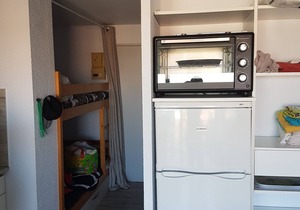 Studio .800 m from the beach