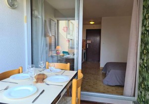 Studio cabine cosy avec terrasse - 500m du centre et port - Cap d'Agde - FR-1-249-20