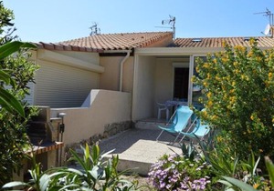 Studio Cabine Mezzanine 4 Pers avec Piscine et Parking - Proche Plage et Centre à Saint Pierre La Mer - FR-1-229D-239