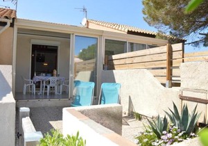 Studio Cabine Mezzanine 4 Pers avec Piscine et Parking - Proche Plage et Centre à Saint Pierre La Mer - FR-1-229D-239