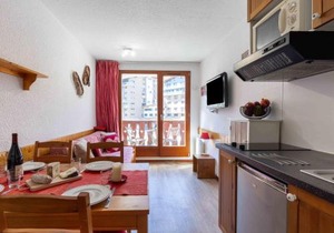 Studio Chalet Club - Val Claret-7 by Interhome
