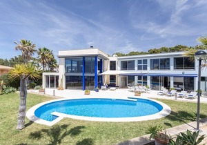 The Seascape Villa in Blue Bay from the Mallorca Collection