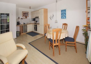 Vacation apartment near the harbor with balcony and sea view - Hafenhäuser Breege FeWo 14