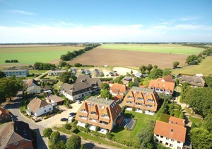 Vacation apartment near the harbor with balcony and sea view - Hafenhäuser Breege FeWo 14