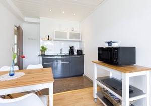 Vacation bungalow Oase 6 with south-west-facing terrace in Grömitz-Lensterstrand
