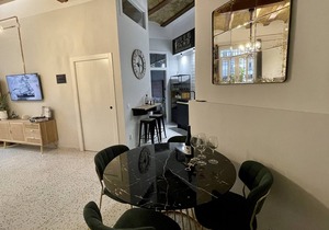 VALENCIA VELAZQUEZ APARTMENT