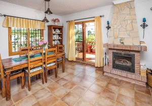 Villa ∙ 3 bedrooms ∙ 6 guests