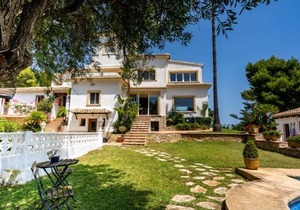 Villa ∙ 6 bedrooms ∙ 16 guests