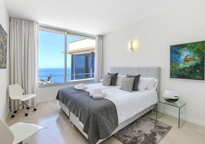 Villa Bay Blue by Priority