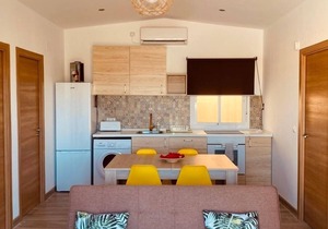 VILLA WITH PRIVATE POOL AND BALINESA BED FOR 7 PEOPLE