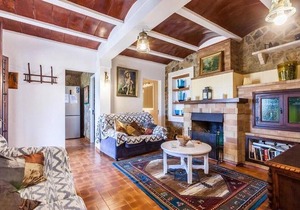 Villa Fullos