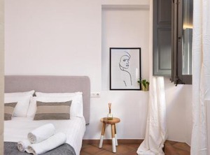 Flateli Ballesteries | Old Town