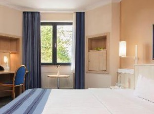 Intercityhotel Magdeburg | Bahnhofsviertel