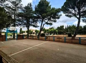 Camping Pinada People | Fabrezan