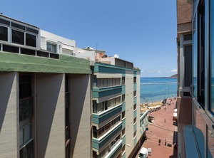 Las Canteras Beach | Las Palmas de Gran Canaria