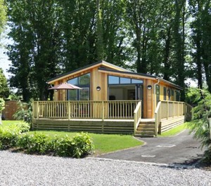 Squirrel Lodge 