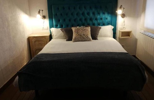 Medinaceli Apartment | 100 m² Apartment ∙ 2 bedrooms ∙ 4 guests