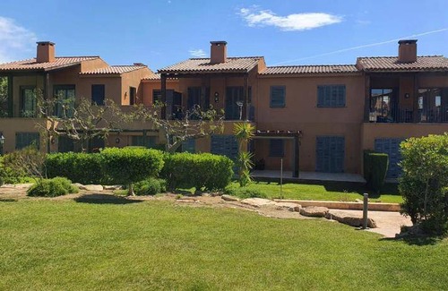 Bonmont Terres Noves House | 100 m² House ∙ 3 bedrooms ∙ 9 guests