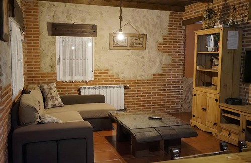 Rueda House | 100 m² House ∙ 5 bedrooms ∙ 8 guests