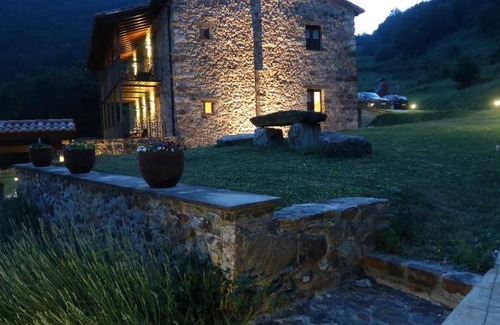 Ribes De Freser Apartment | 100 m² Serviced apartment ∙ 4 bedrooms ∙ 127 guests