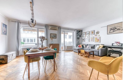 2nd Arrondissement Apartment | 107 m² Apartment ∙ 3 bedrooms ∙ 8 guests
