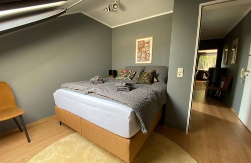 Gerichtsviertel Apartment | 110 m² Apartment ∙ 3 bedrooms ∙ 8 guests