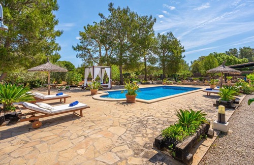 Llubi House | 110 m² Finca ∙ 2 bedrooms ∙ 4 guests