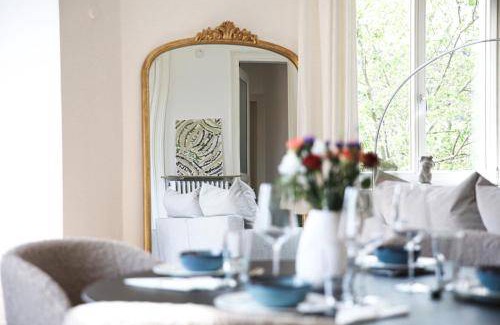Mitte Apartment | 115 m² Apartment ∙ 2 bedrooms ∙ 5 guests