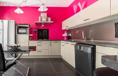 Morieres-les-Avignon Villa | 115 m² Villa ∙ 3 bedrooms ∙ 5 guests