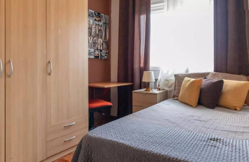 Alcala de Henares Resort | 115 m² Private room ∙ 1 bedroom ∙ 1 guest