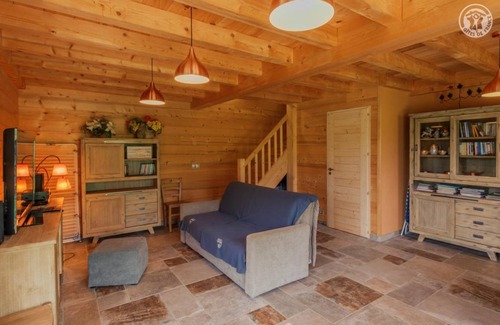Montagnole House | 117 m² Gîte ∙ 3 bedrooms ∙ 8 guests