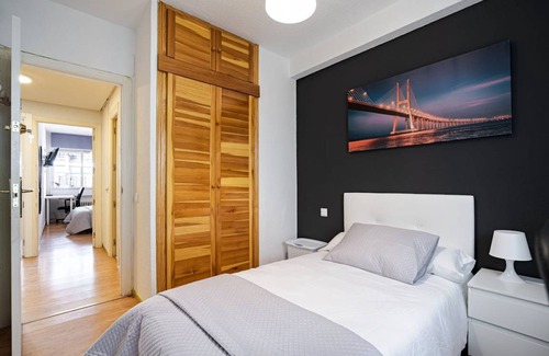 Alcala de Henares Resort | 120 m² Private room ∙ 1 bedroom ∙ 1 guest
