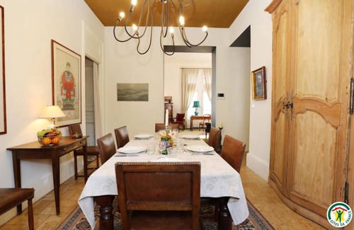 Valence House | 122 m² Gîte ∙ 3 bedrooms ∙ 6 guests